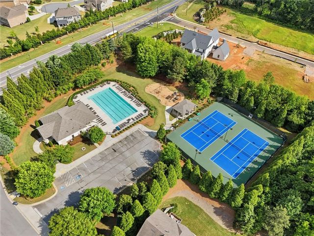 5515 Chestnut Drive, Cumming, GA 30040