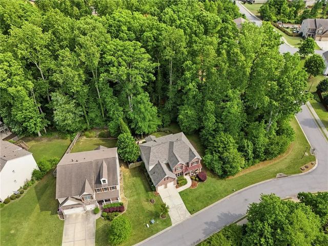 5515 Chestnut Drive, Cumming, GA 30040