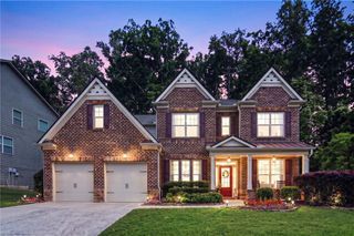 5515 Chestnut Drive, Cumming, GA 30040