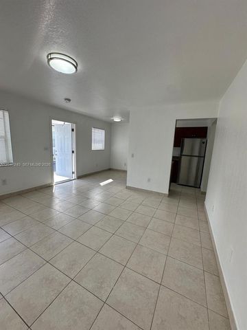 16120 NE 19th Place 3, North Miami Beach, FL 33162