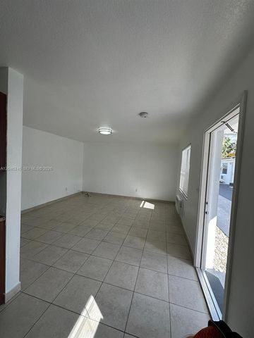 16120 NE 19th Place 3, North Miami Beach, FL 33162