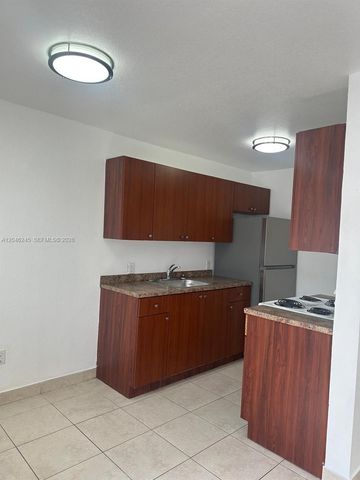 16120 NE 19th Place 3, North Miami Beach, FL 33162