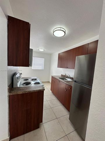 16120 NE 19th Place 3, North Miami Beach, FL 33162