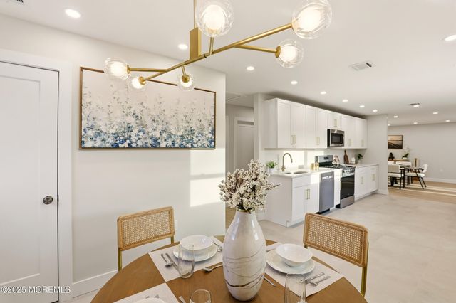 71 E Connecticut Concourse, Jackson, NJ 08527