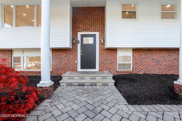 71 E Connecticut Concourse, Jackson, NJ 08527