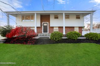 71 E Connecticut Concourse, Jackson, NJ 08527