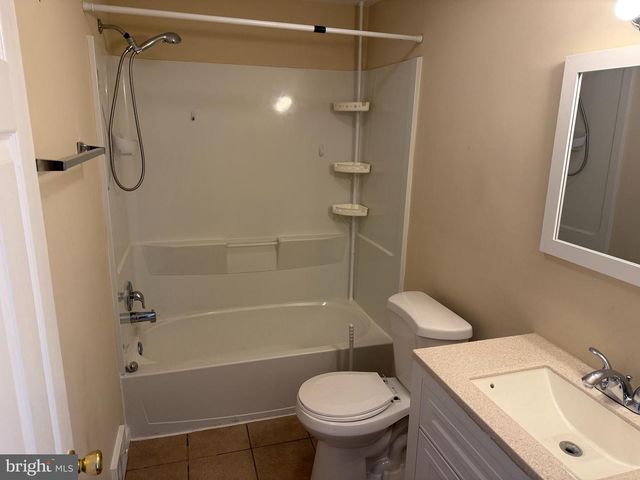 119 LARCH AVE, Wilmington, DE 19804