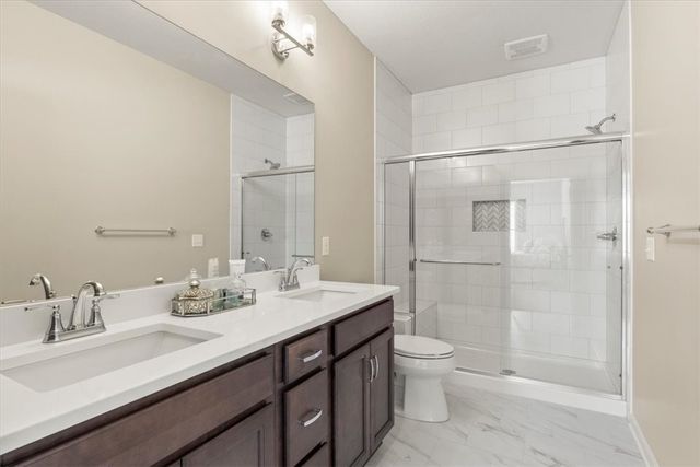 105 Cedarway Circle 411, Webster, NY 14580