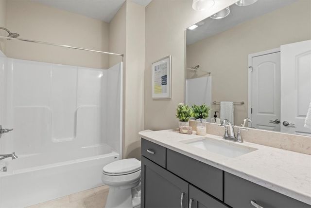 105 Cedarway Circle 411, Webster, NY 14580