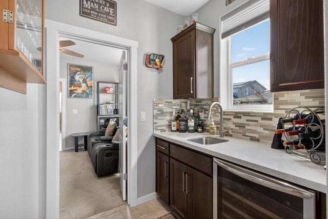 1753 Sea Cliff Ct, Plumas Lake, CA 95961