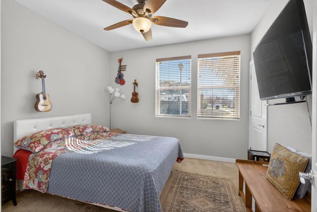 1753 Sea Cliff Ct, Plumas Lake, CA 95961