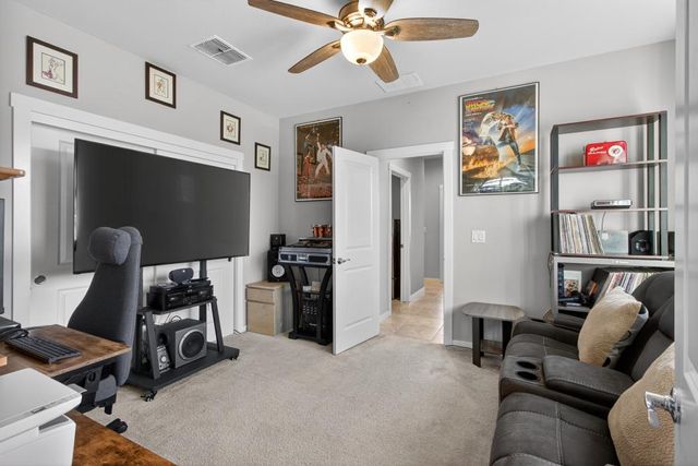 1753 Sea Cliff Ct, Plumas Lake, CA 95961