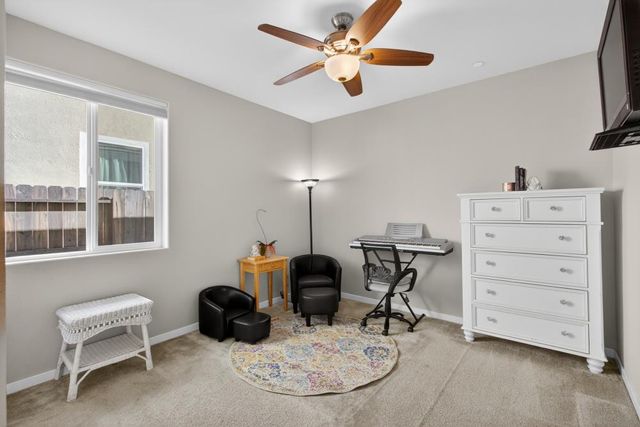 1753 Sea Cliff Ct, Plumas Lake, CA 95961