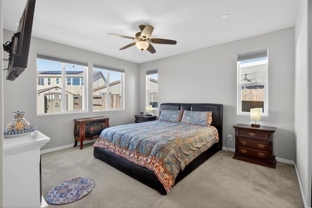 1753 Sea Cliff Ct, Plumas Lake, CA 95961