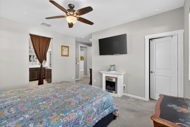 1753 Sea Cliff Ct, Plumas Lake, CA 95961