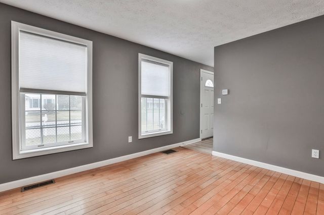 54 Vandora Drive, Manchester, NH 03103