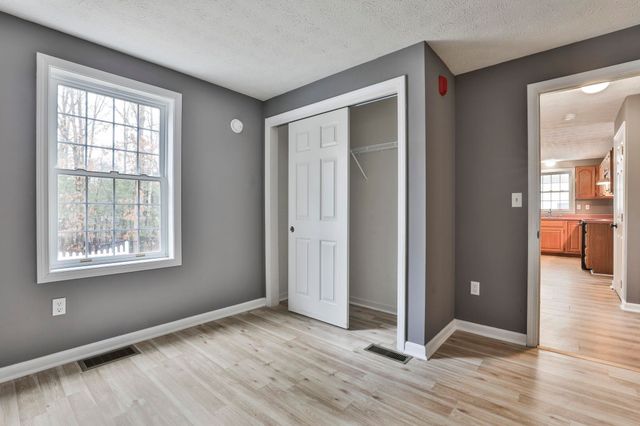 54 Vandora Drive, Manchester, NH 03103