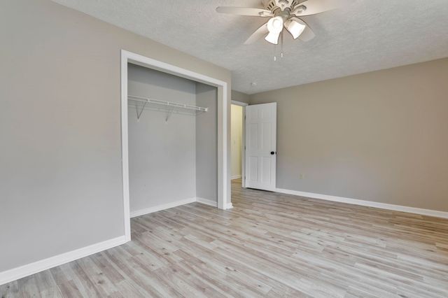 54 Vandora Drive, Manchester, NH 03103