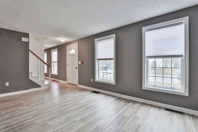 54 Vandora Drive, Manchester, NH 03103