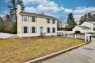 54 Vandora Drive, Manchester, NH 03103