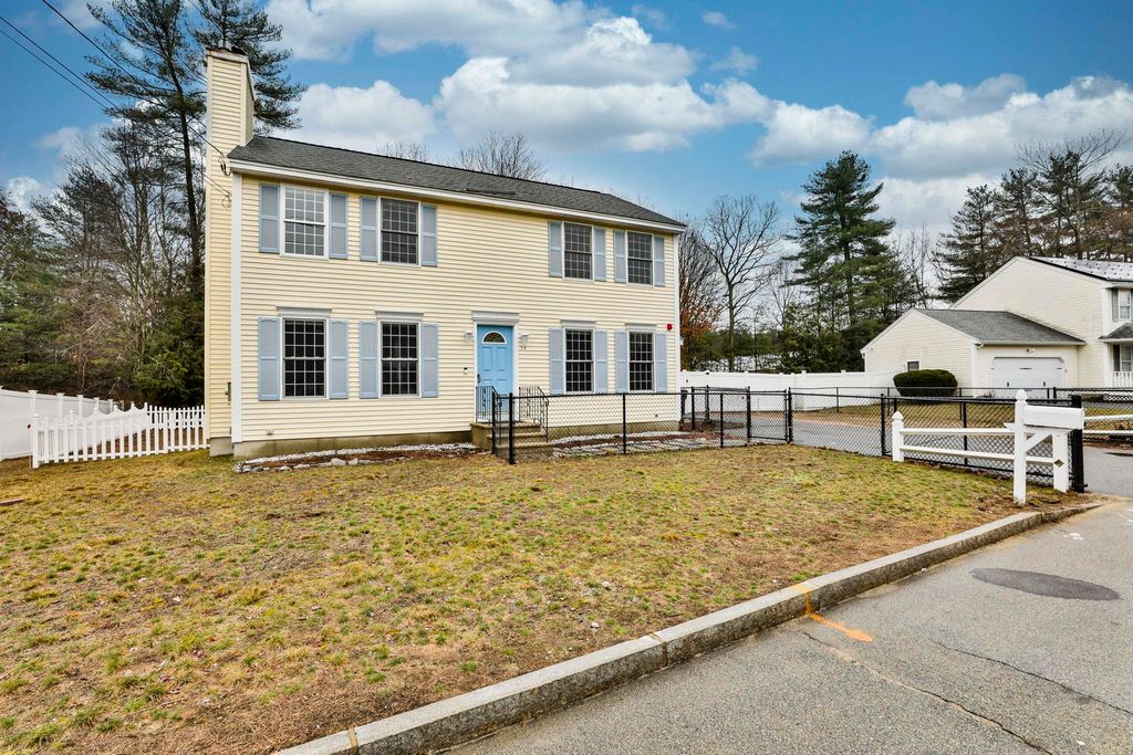 54 Vandora Drive, Manchester, NH 03103