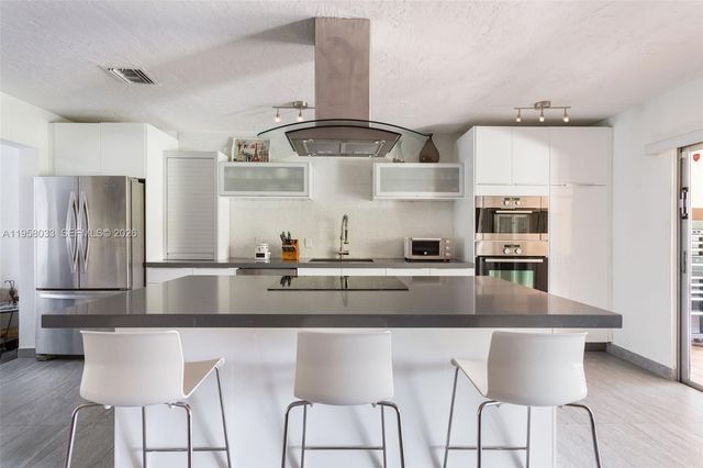 8514 SW 103rd Ave 8514, Miami, FL 33173