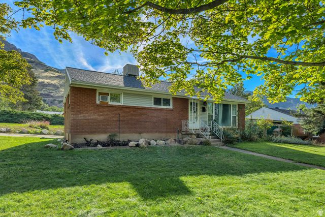 704 ROBINS AVE, Ogden, UT 84404