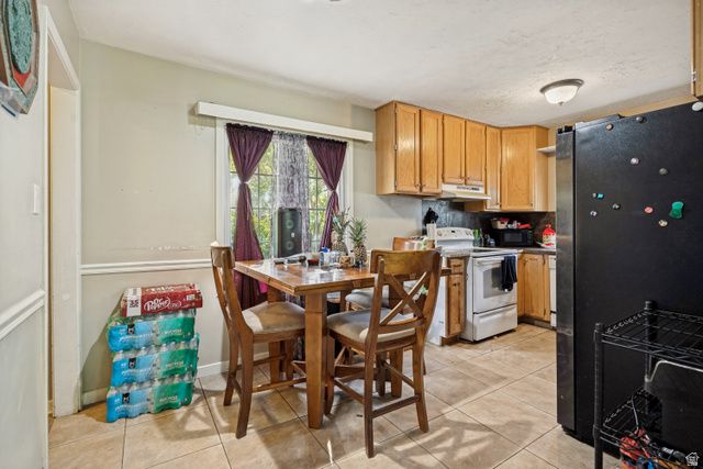 704 ROBINS AVE, Ogden, UT 84404
