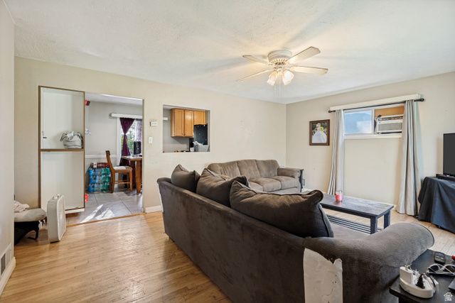 704 ROBINS AVE, Ogden, UT 84404