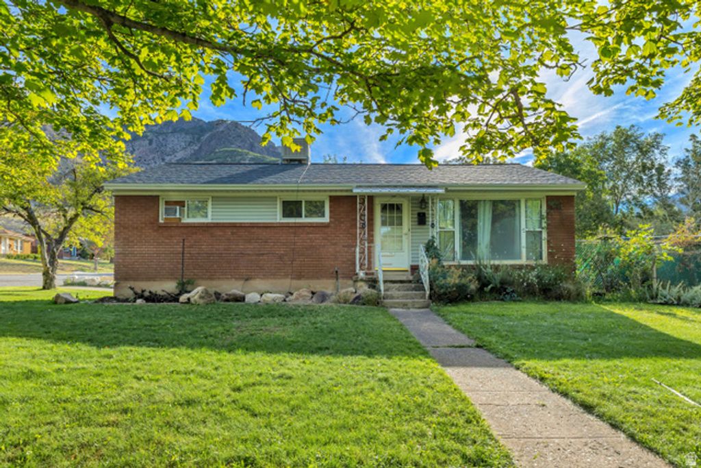 704 ROBINS AVE, Ogden, UT 84404 — photo 3