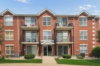 9800 Liberty Circle 1W, Orland Park, IL 60467