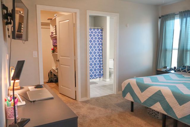 1827 136th Street, Lubbock, TX 79423