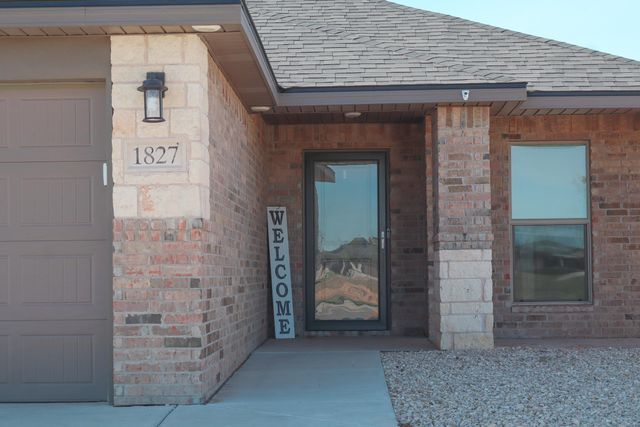 1827 136th Street, Lubbock, TX 79423