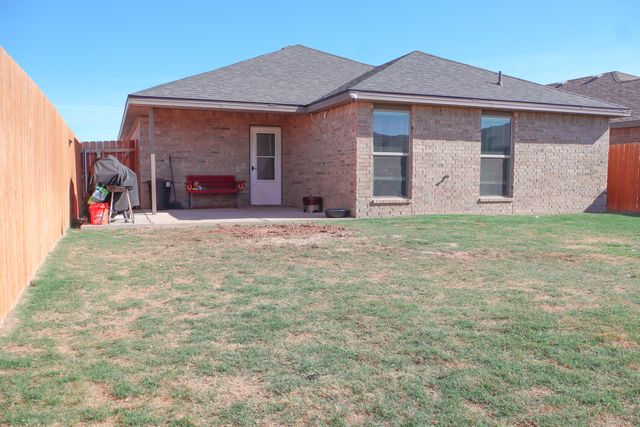 1827 136th Street, Lubbock, TX 79423