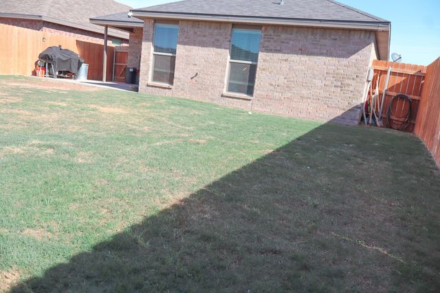 1827 136th Street, Lubbock, TX 79423