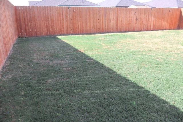 1827 136th Street, Lubbock, TX 79423