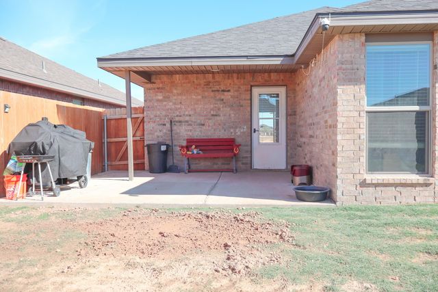 1827 136th Street, Lubbock, TX 79423