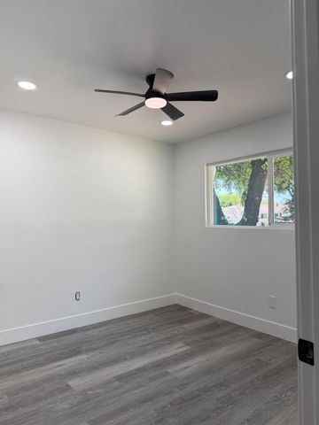 3202 E Lafayette St, Stockton, CA 95205