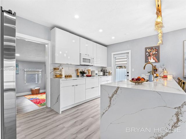 3341 NW 20th Street, Miami, FL 33142