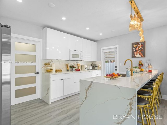 3341 NW 20th Street, Miami, FL 33142