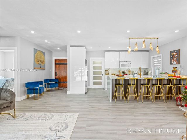 3341 NW 20th Street, Miami, FL 33142