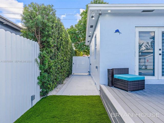 3341 NW 20th Street, Miami, FL 33142