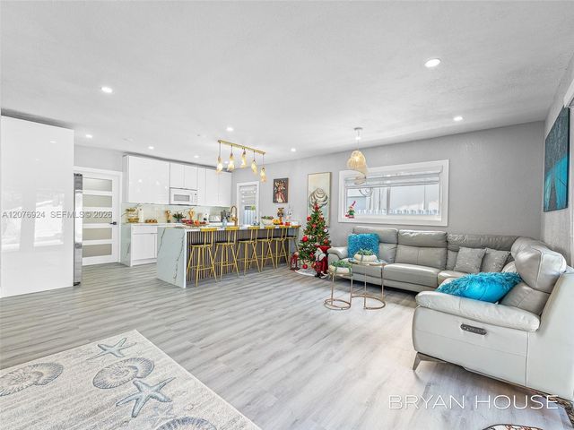 3341 NW 20th Street, Miami, FL 33142