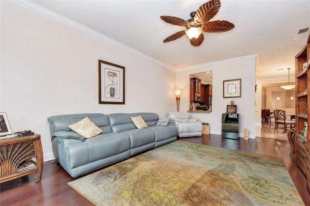 6806 MUNCASTER COURT, Tampa, FL 33625