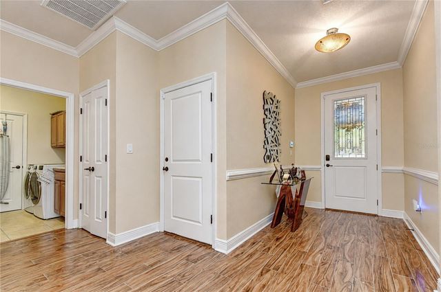 6806 MUNCASTER COURT, Tampa, FL 33625