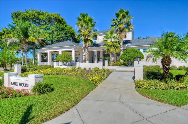 6806 MUNCASTER COURT, Tampa, FL 33625