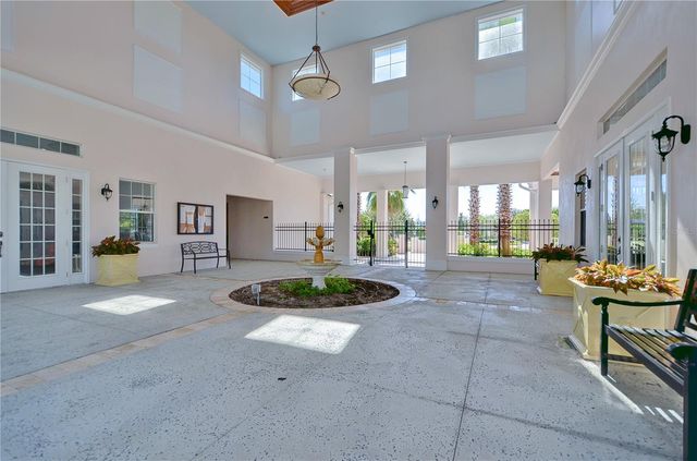 6806 MUNCASTER COURT, Tampa, FL 33625