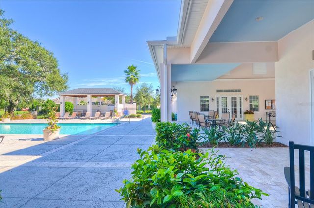 6806 MUNCASTER COURT, Tampa, FL 33625