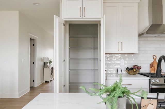 3313 NW Prescott Court, Grimes, IA 50111