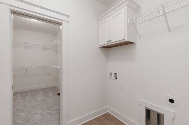 3313 NW Prescott Court, Grimes, IA 50111